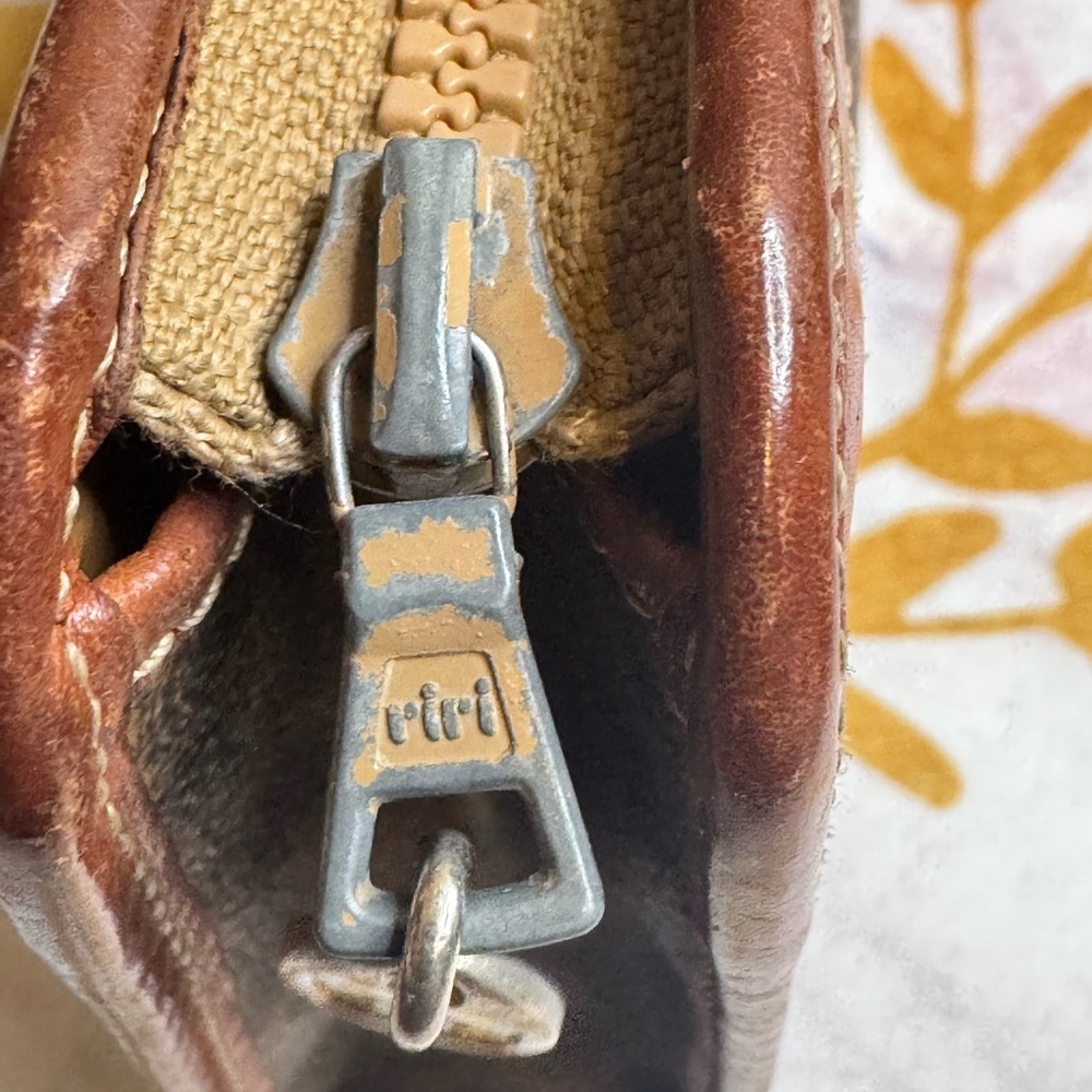 Celine Classic Brown Leather Bag - Picture 4 of 16